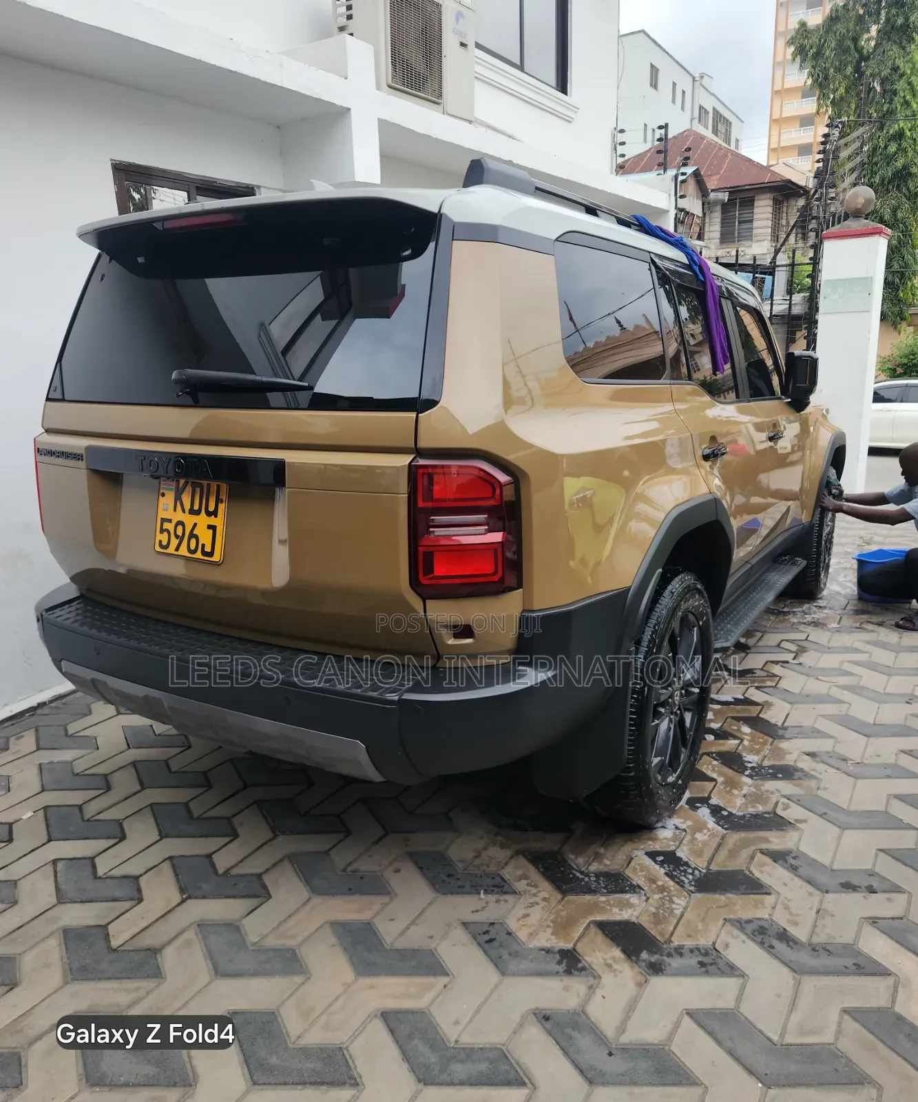 Toyota Land Cruiser Prado 2024 Orange