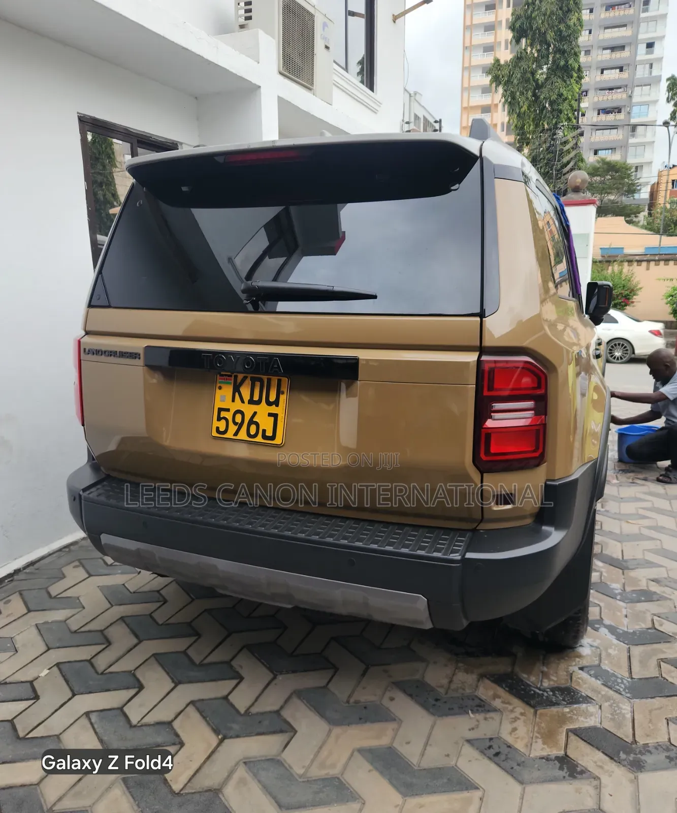 Toyota Land Cruiser Prado 2024 Orange