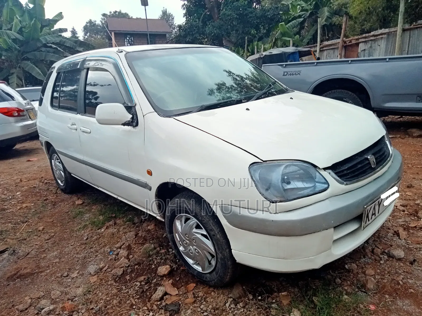 Toyota Raum 1999 White