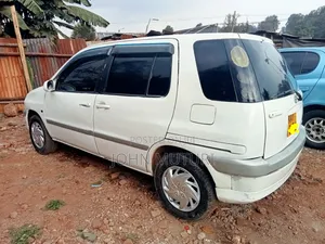 Toyota Raum 1999 White