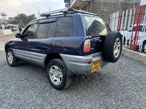 Toyota RAV4 Automatic 2000 Blue