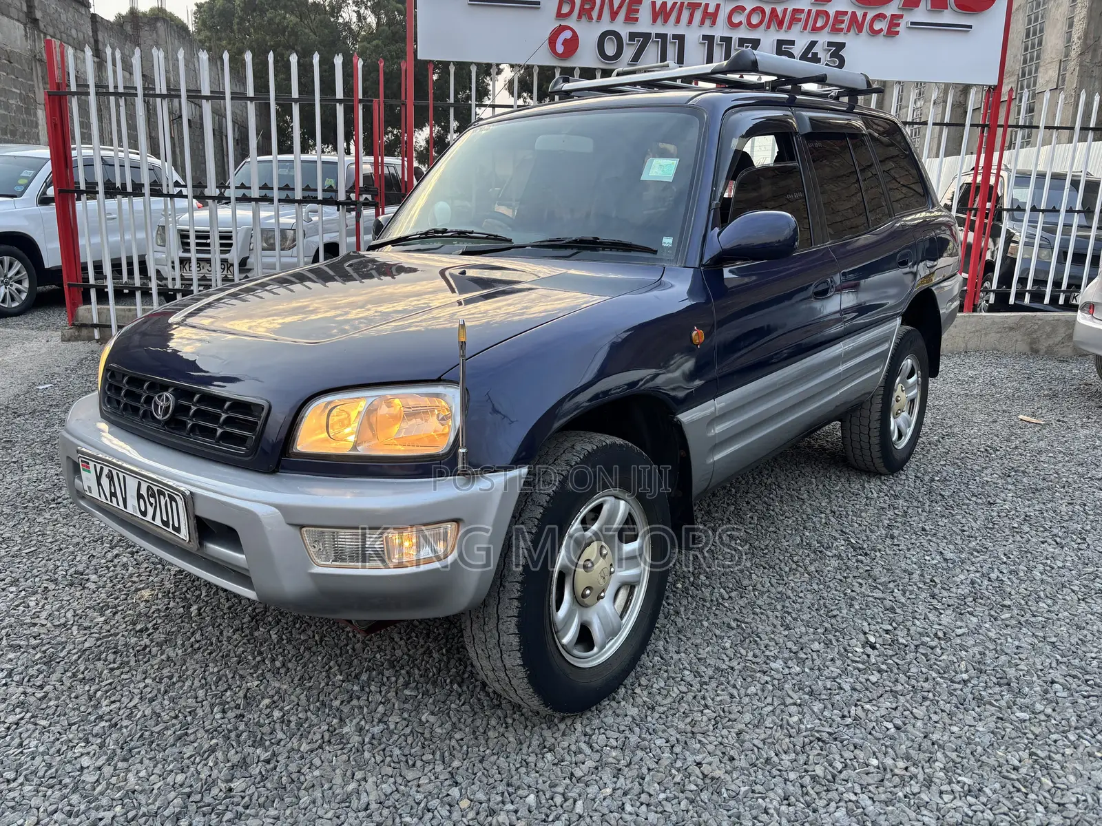 Toyota RAV4 Automatic 2000 Blue