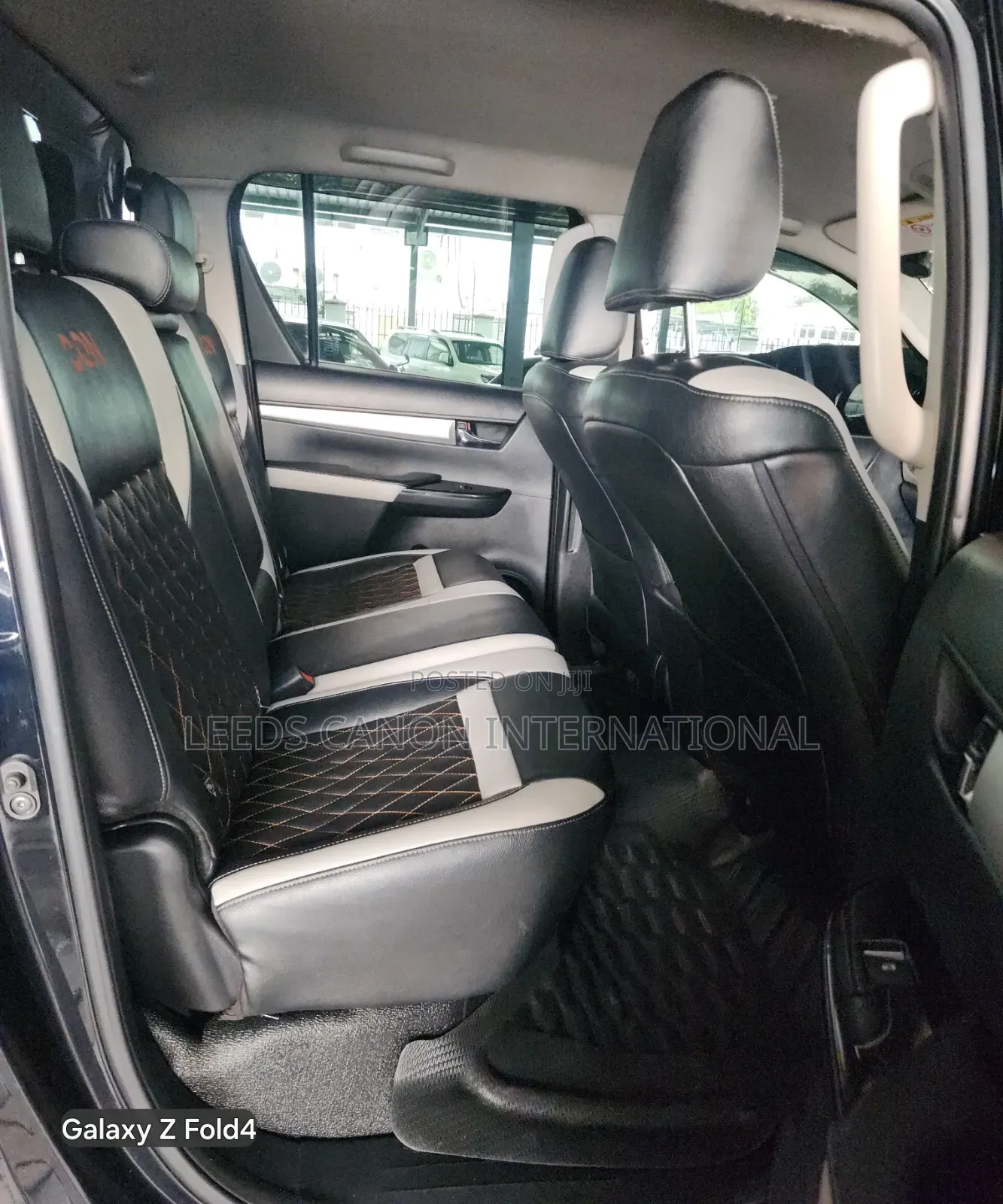 Toyota Hilux 2019 Black