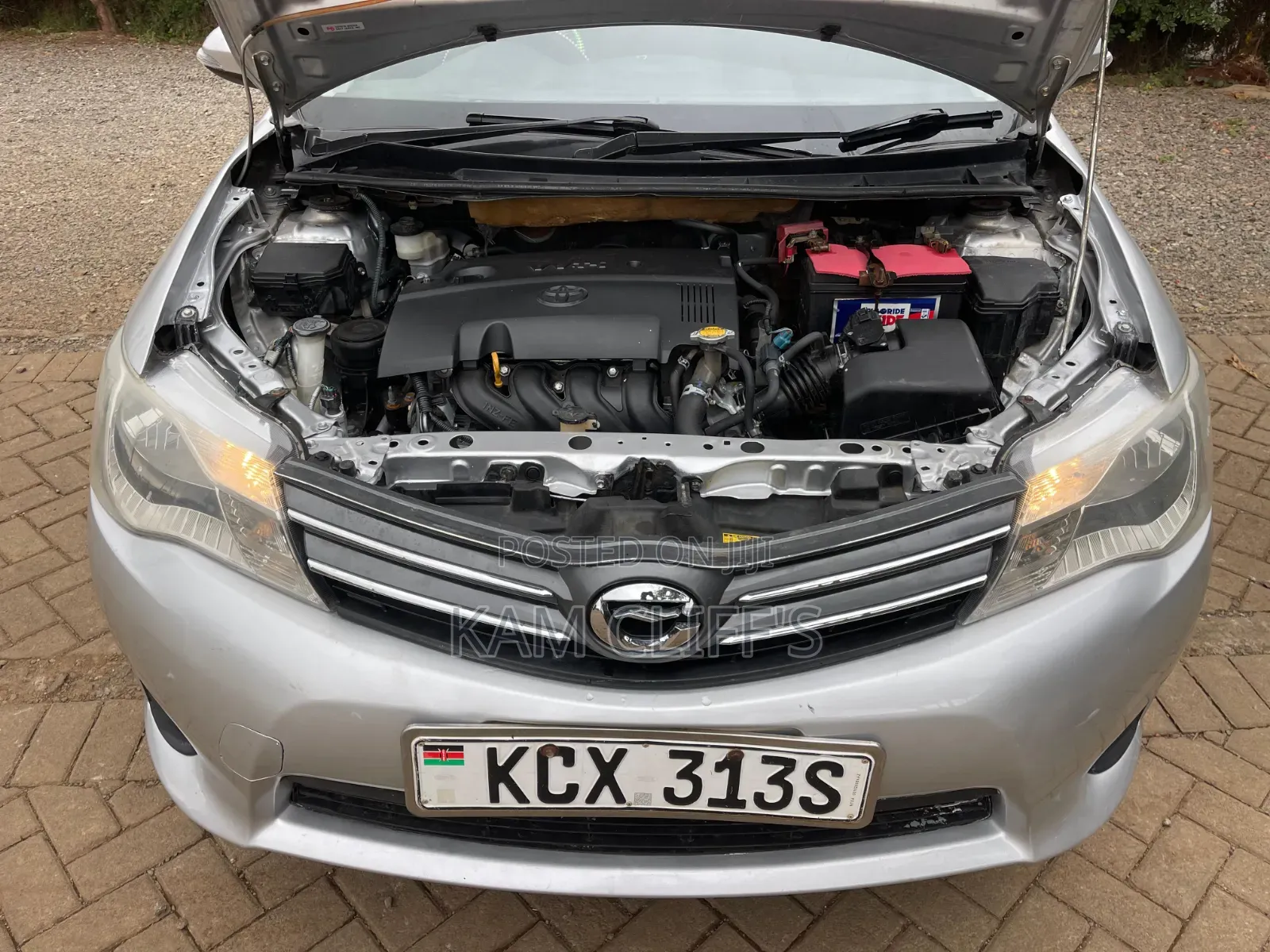 Toyota Corolla Fielder 2013 Silver
