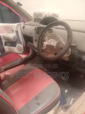 Toyota Sienta 2013 Red