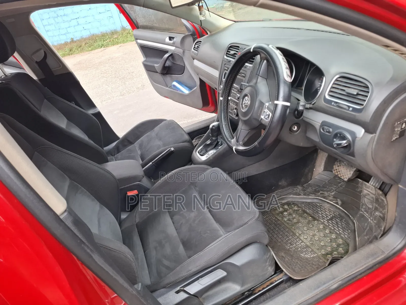Volkswagen Golf 2013 Red