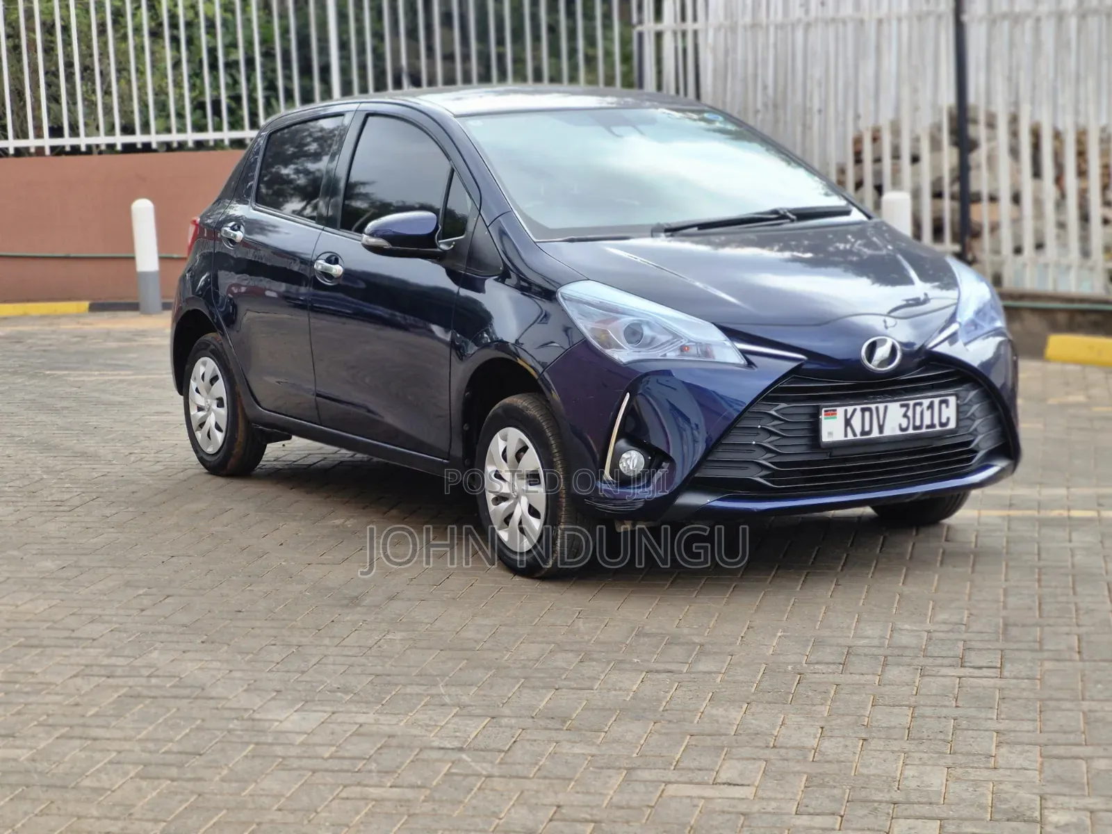 Toyota Vitz 2019 Blue