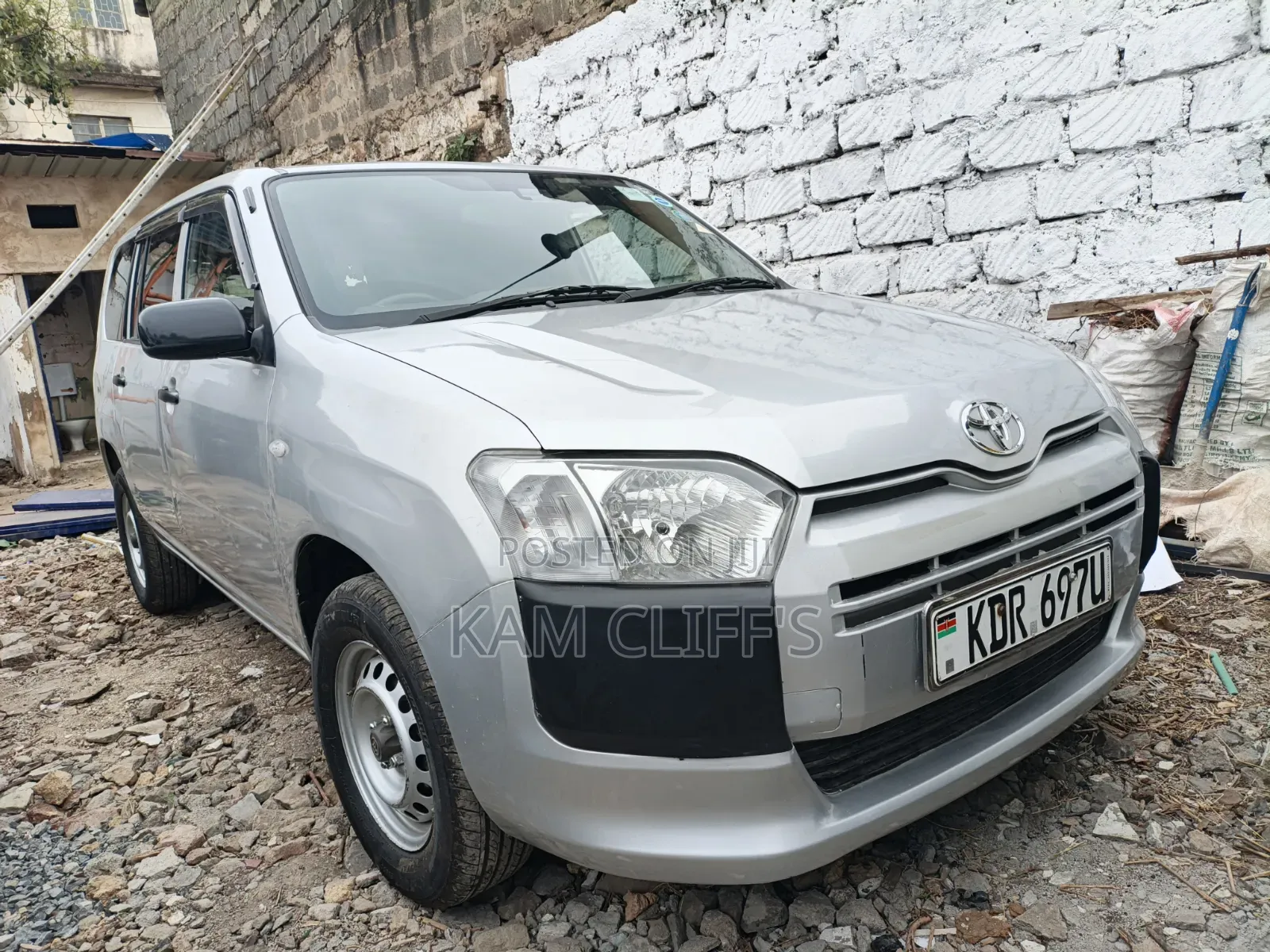 Toyota Probox 2017 Silver