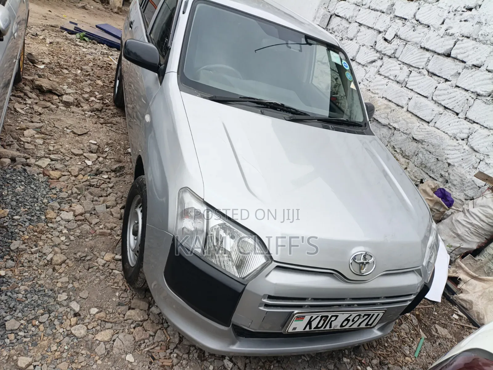 Toyota Probox 2017 Silver