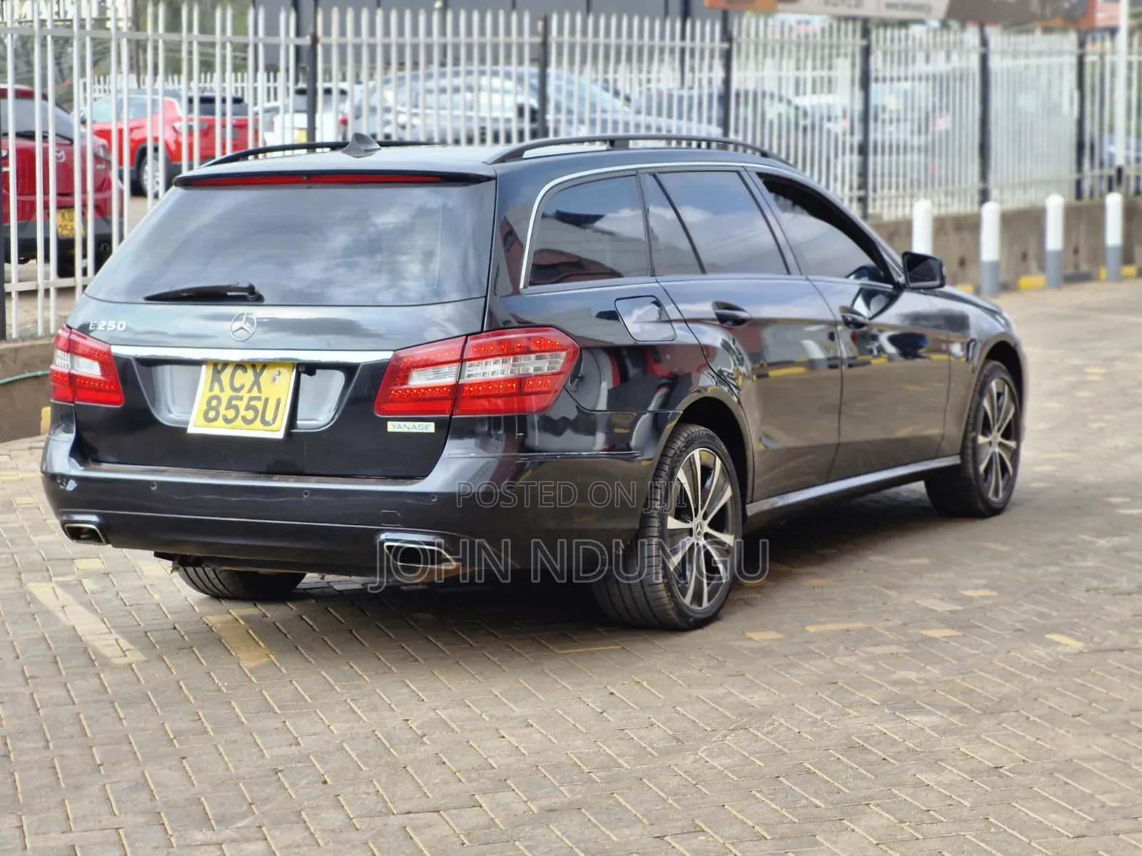 Mercedes-Benz E250 2012 Black