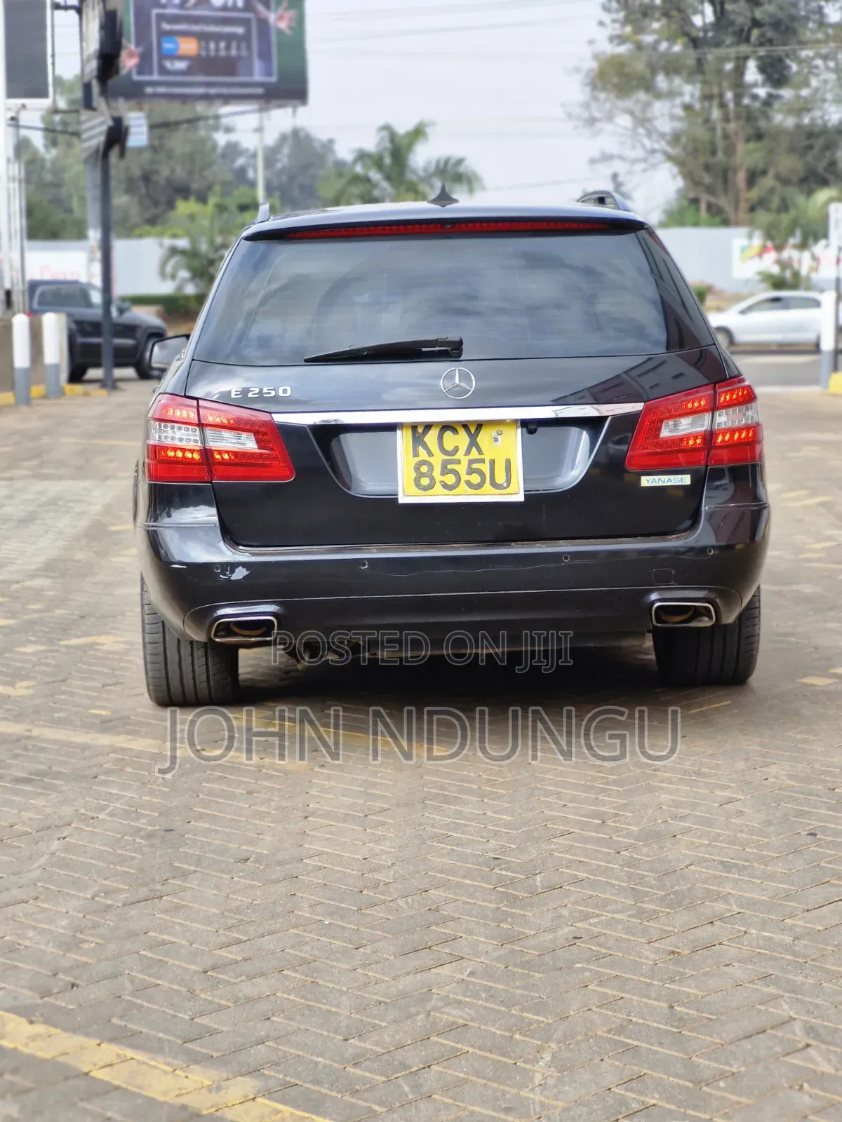 Mercedes-Benz E250 2012 Black