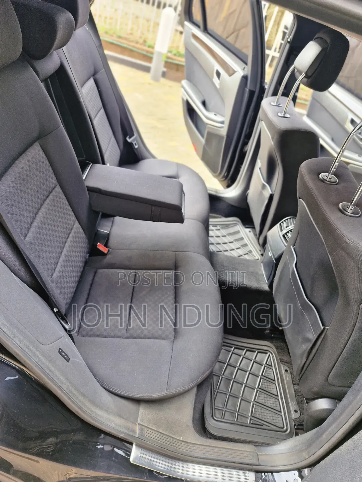 Mercedes-Benz E250 2012 Black