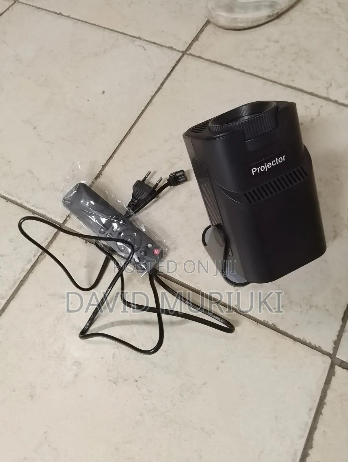 Hy320 Mini Projector