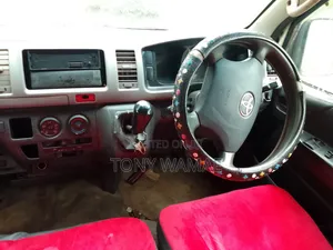Toyota HiAce 2008 White