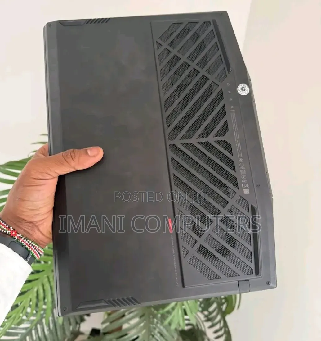 New Laptop HP Omen 15 16GB Intel Core i7 SSD 512GB