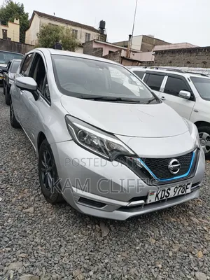 Nissan Note 2017 Silver