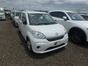 Toyota Passo 2019 White