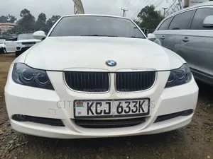 BMW 320i 2009 White