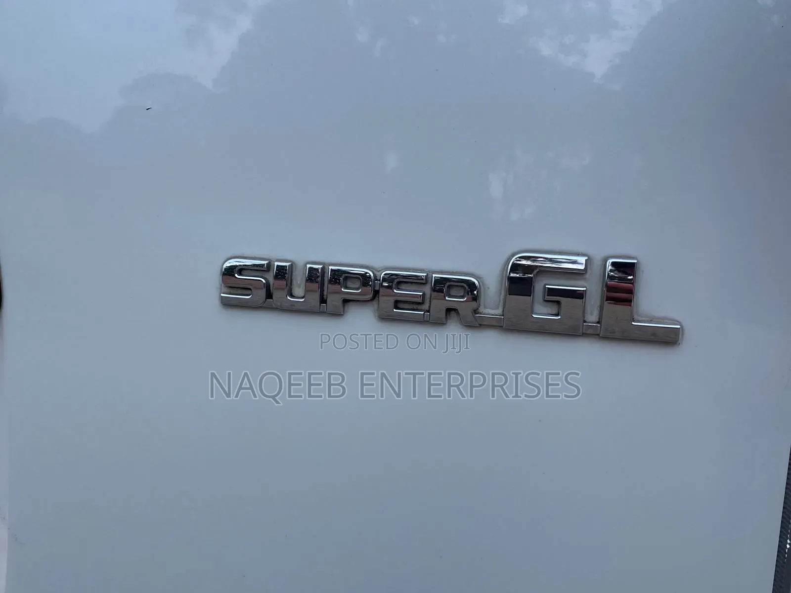 Toyota HiAce 2019 White