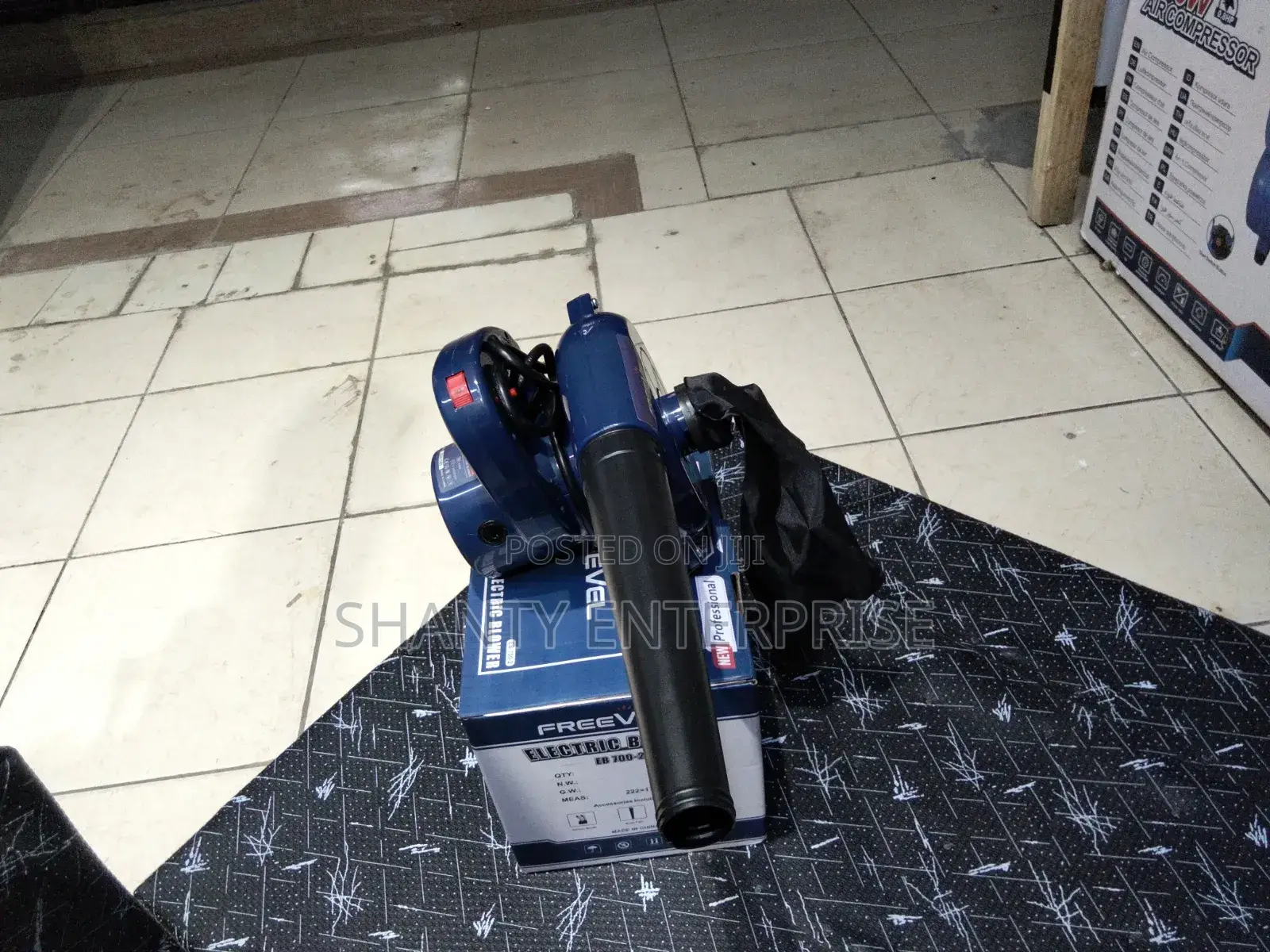 Electric Blower 700w