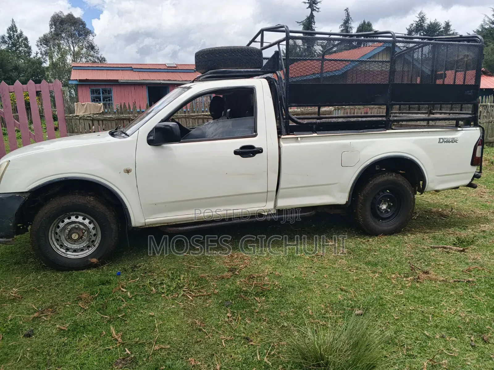 Isuzu D-MAX 2013 White