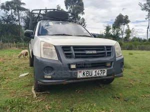 Isuzu D-MAX 2013 White
