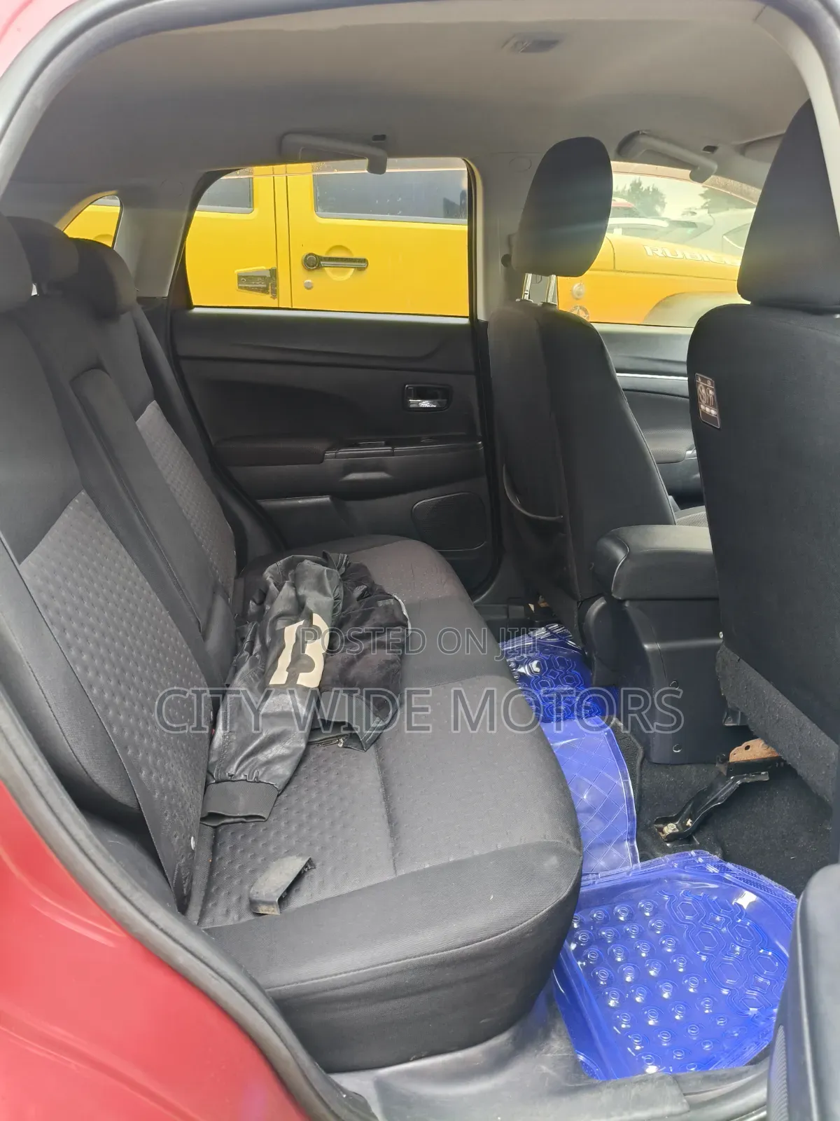 Mitsubishi RVR 2.0 2012 Maroon