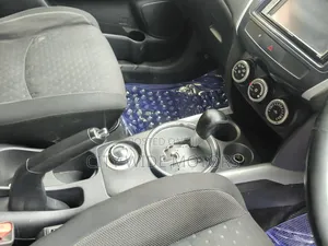 Mitsubishi RVR 2.0 2012 Maroon