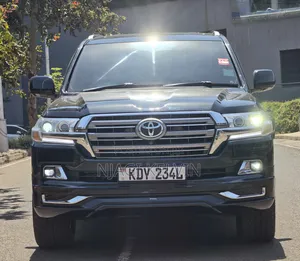 Toyota Land Cruiser 4.6 V8 ZX 2011 Black