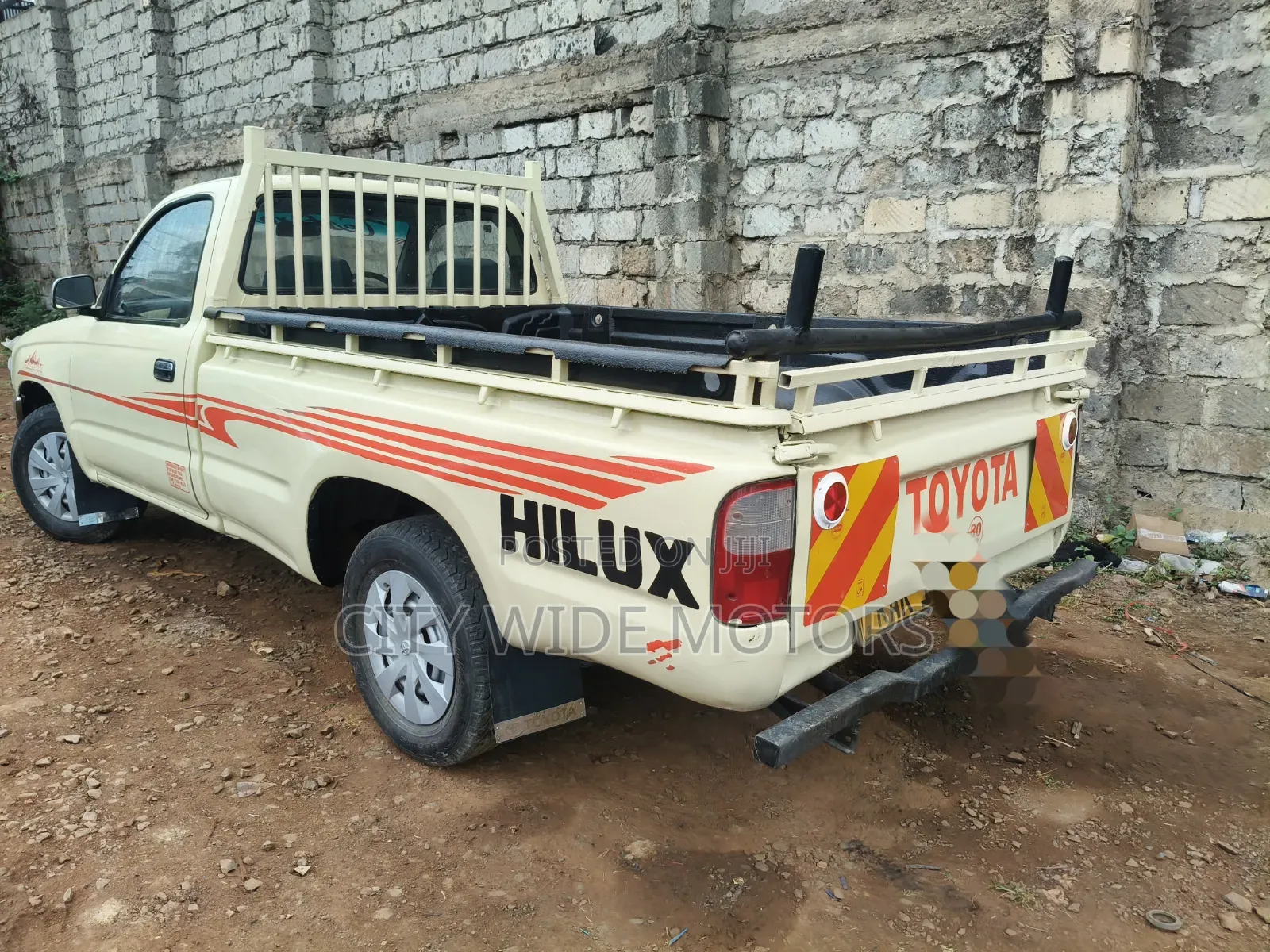 Toyota Hilux 2.5 Cab 2005 Beige
