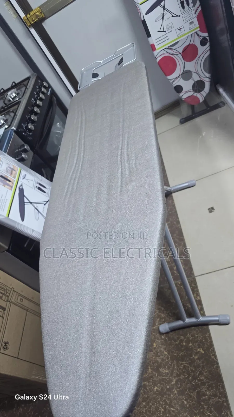 Bigsize Plain Metallic Foldable Ironing Boards Available
