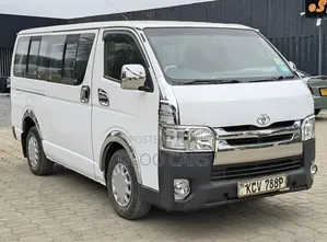 Toyota HiAce 2013 White