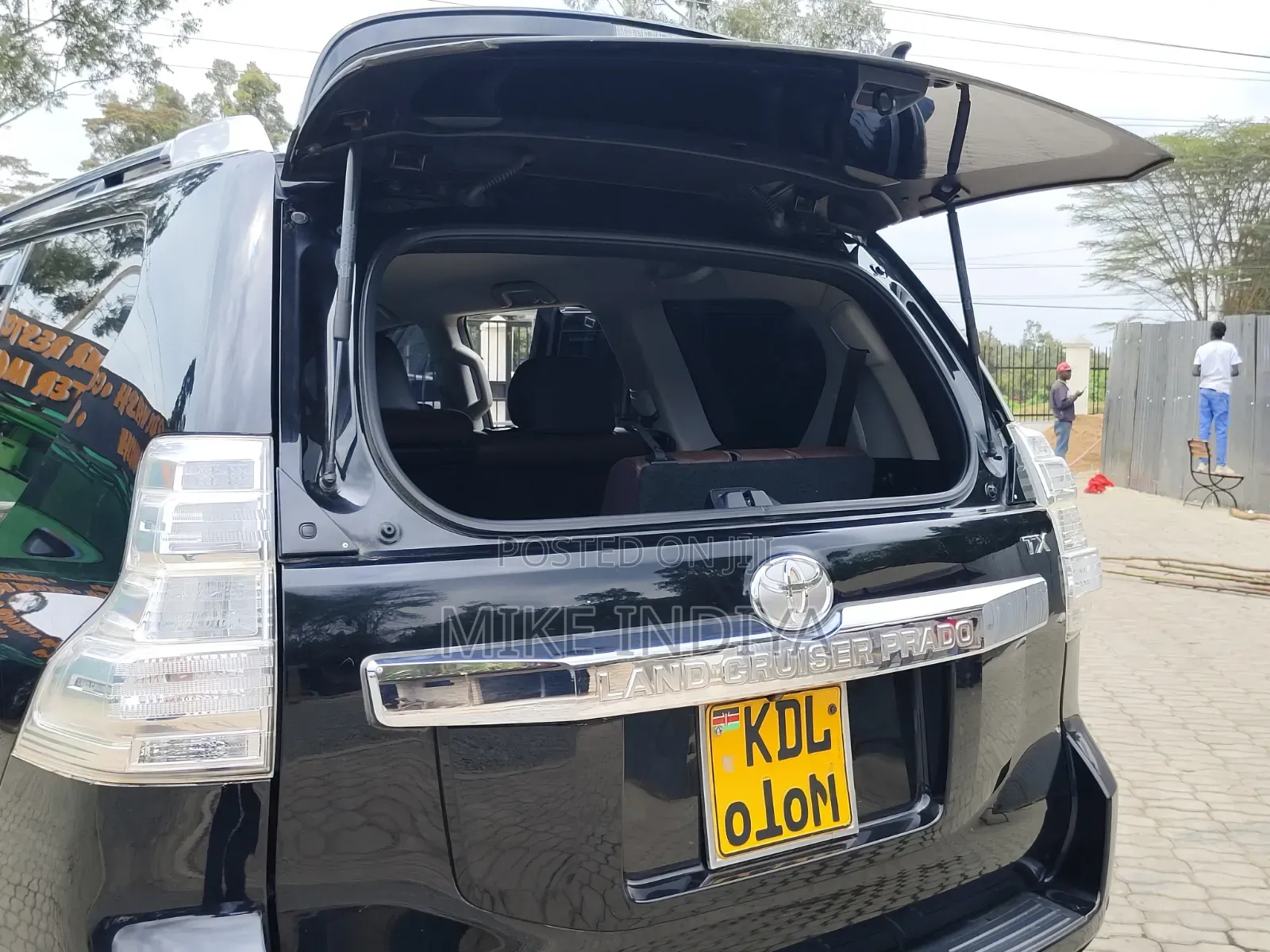 Toyota Land Cruiser Prado 2.7 2017 Black
