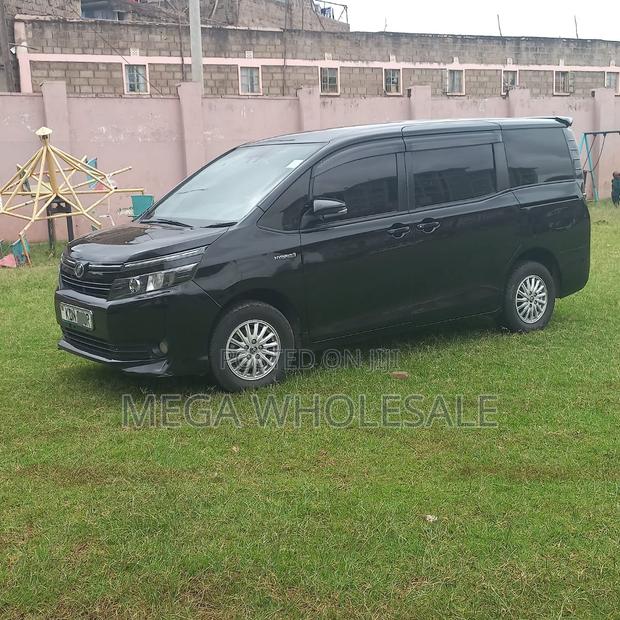 Very Clean Toyota Voxy 2016 Hybrid Black 1800CC Petrol Engine Car
