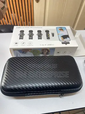 High Quality T90 4 in 1 Wireless Microphones With a Protective Case