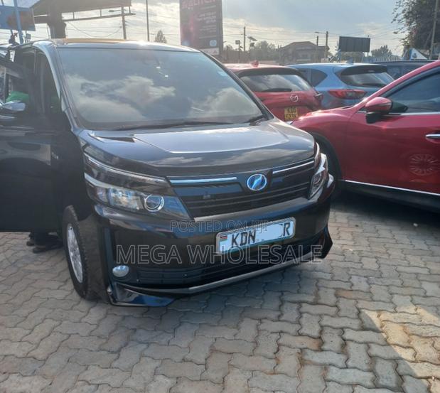 Super Clean Toyota Voxy 2016 Hybrid Black 1800CC Petrol Engine Car