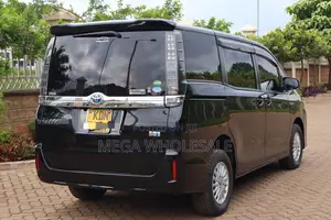 Clean Interior Toyota Voxy 2016 Hybrid Black 1800CC Petrol Engine Car