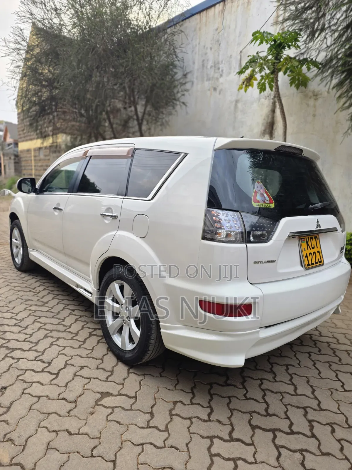 Mitsubishi Outlander 2012 Pearl
