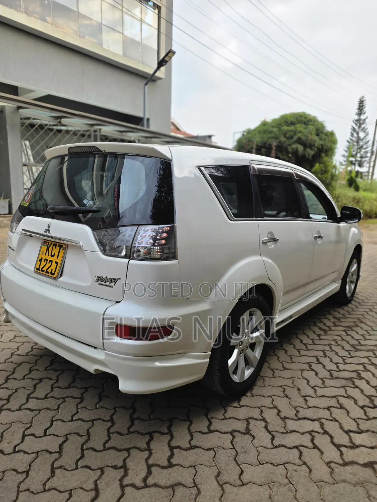 Mitsubishi Outlander 2012 Pearl