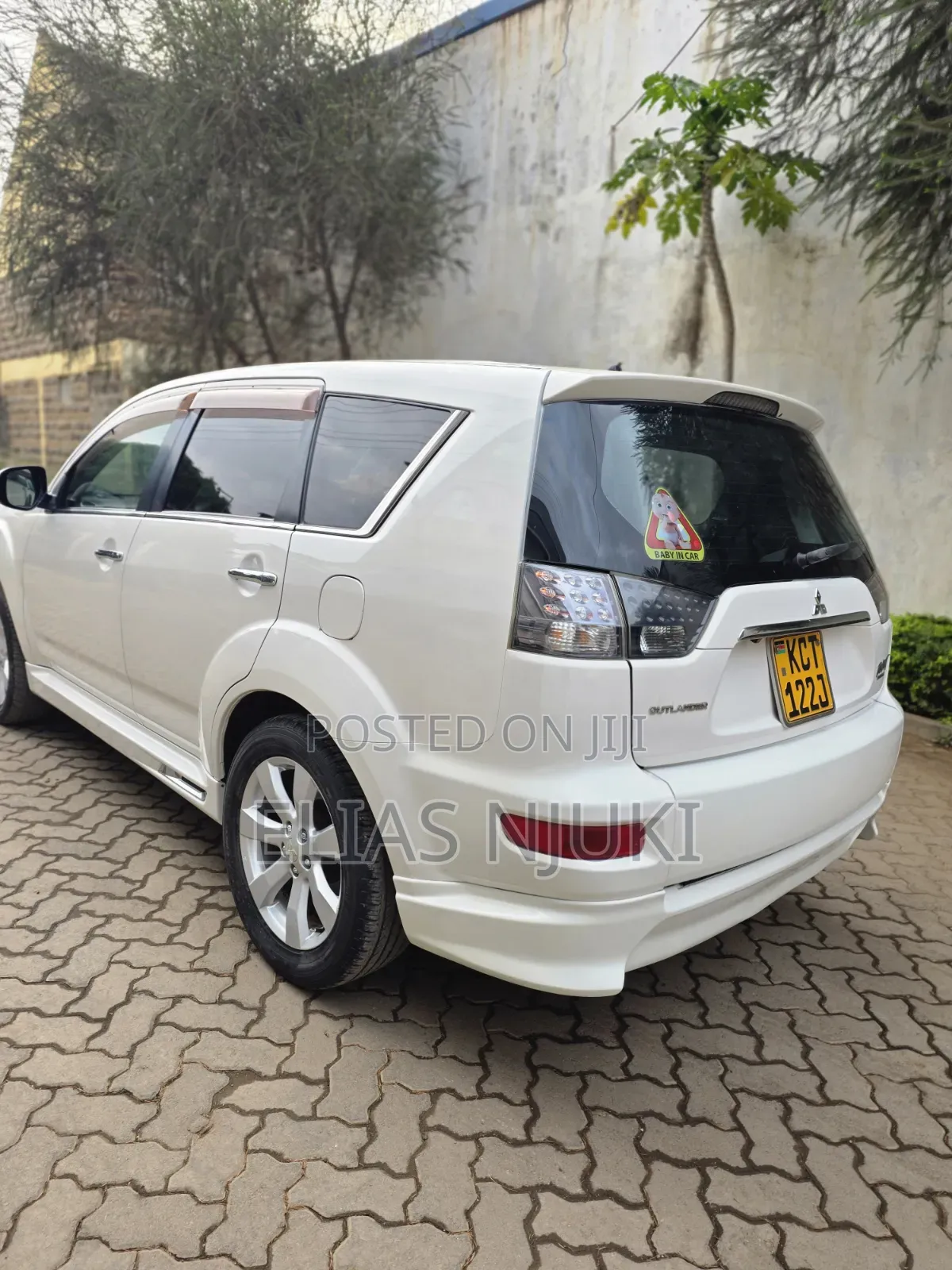 Mitsubishi Outlander 2012 Pearl