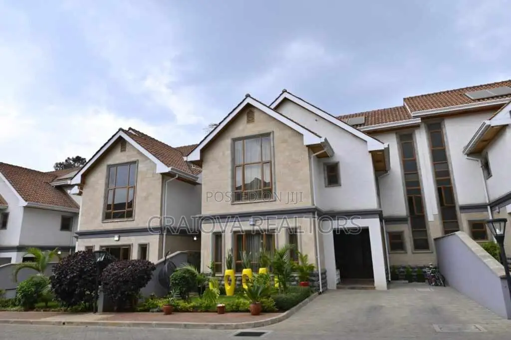 5bdrm Villa in Valley Arcade for sale