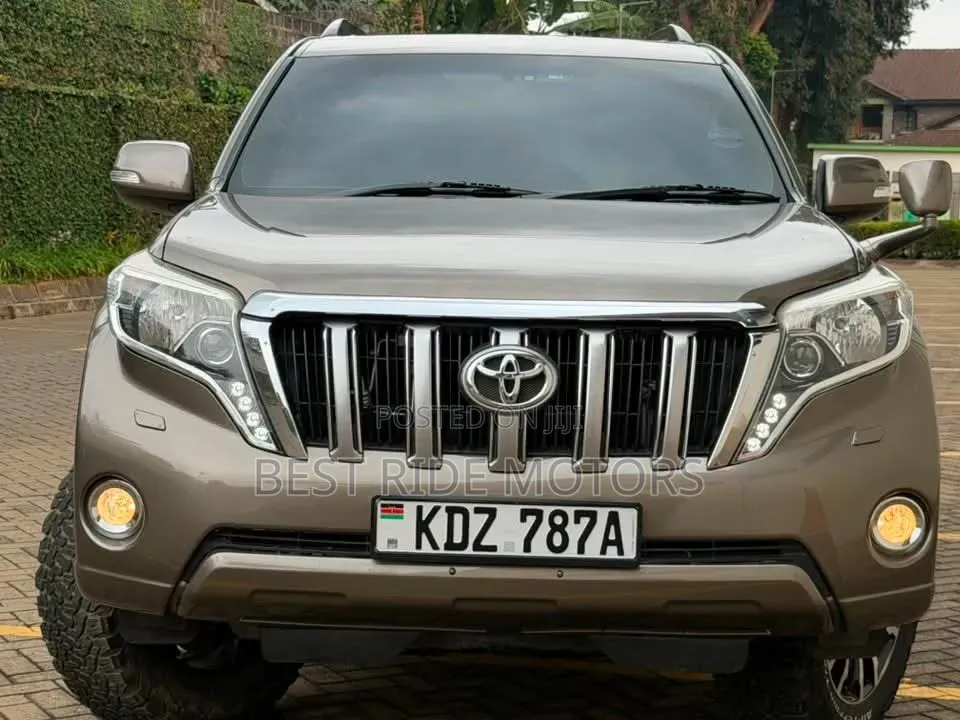 Toyota Land Cruiser Prado 2.8 D-4D 2015 Gray