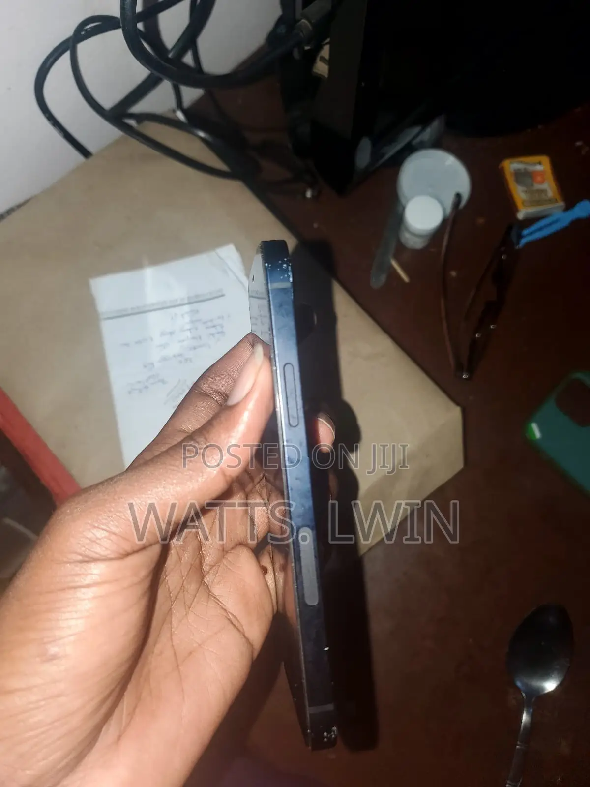 Apple iPhone 12 64 GB Black