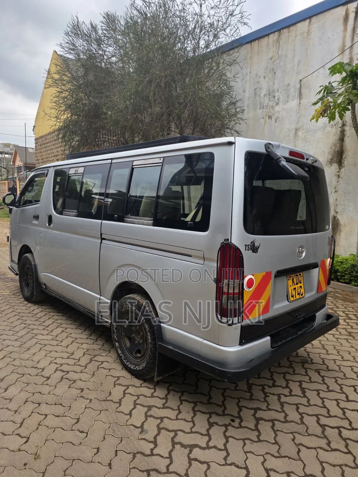 Toyota HiAce 2017 Silver