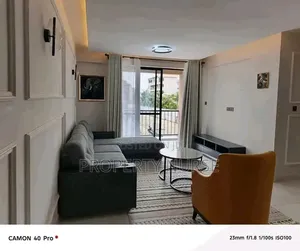 2bdrm Apartment in Gateway Mall Area for sale