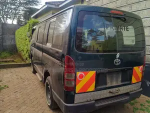 Toyota HiAce 2006 Black
