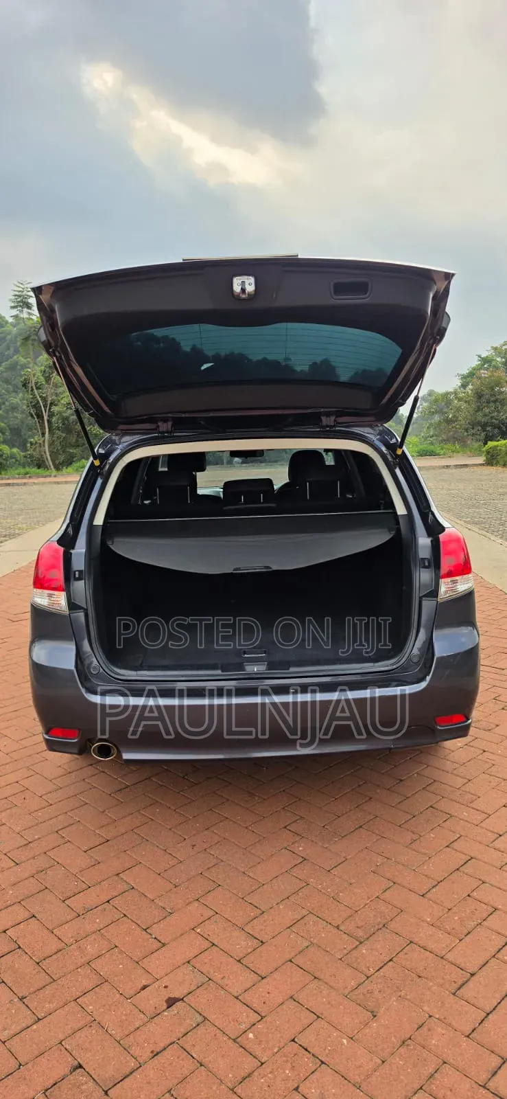 Subaru Legacy 2012