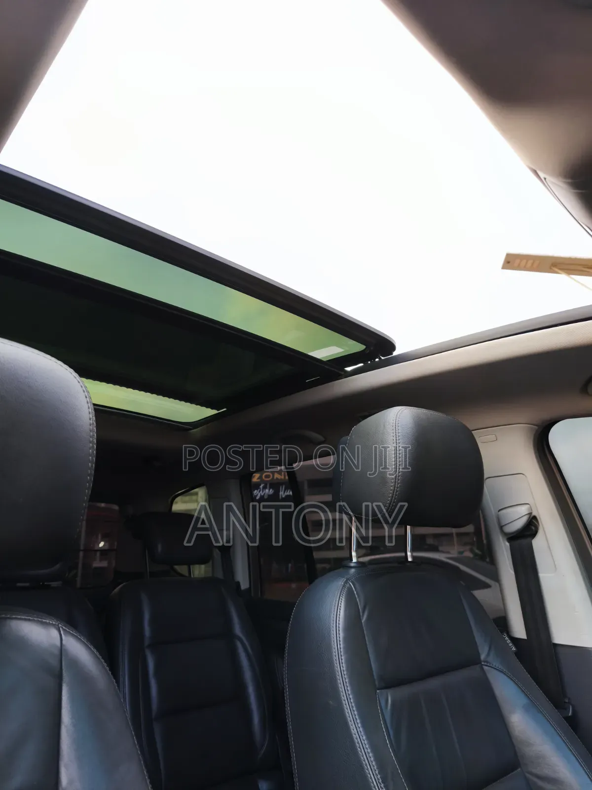 Volkswagen Touran 2014 Beige
