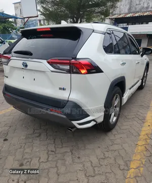 Toyota RAV4 2020 White