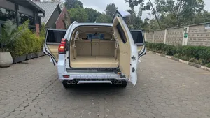 Toyota Land Cruiser Prado 2.8 D-4D 2015 White